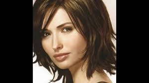 Separate the hair into 3 sections. 30 Medium Length Layered Hairstyles With Back View Medium Length Layered Hairstyles With Bangs Youtube