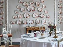 Decorating With Plates On The Wall