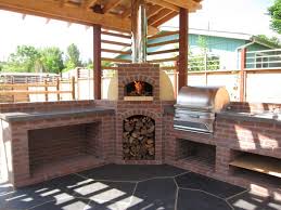 Outdoor Kitchen With Wood Fired Oven