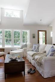a clic coastal living room color