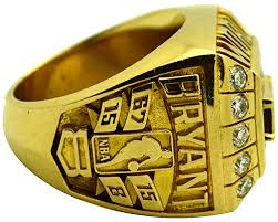 Lakers 2020 playoff gear is at the official online store of the nba. Kobe Bryant Championsip Ring Sells For More Than 165 000