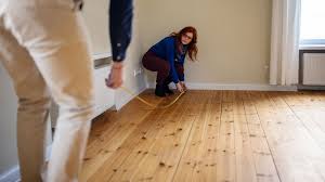 how to mere for laminate flooring