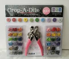 We R Memory Keepers Crop A Dile 643pc Hole Punch Eyelet Snap Setter Tray