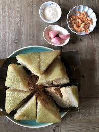 how to eat tet banh chung basics plus