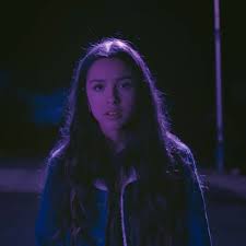 I got my driver's license last week just like we always talked about 'cause you were so excited for me to finally drive up to your house but today i drove through the suburbs crying 'cause you weren't around. Review Olivia Rodrigo Drivers License Lyrics Analysis