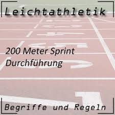 On an outdoor 400 m track, the race begins on the curve and ends on the home straight, so a combination of techniques are needed to successfully run the race. Leichtathletik 200 Meter Sprint Durchfuhrung Ablauf Leichtathletik 200m Rennen