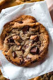 giant chocolate chip cookies panera