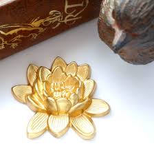 Buy Water Lily Brass Garden Lily Retro