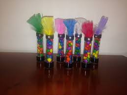 Que tal usar tubetes para montar lindas lembrancinhas? Tubete Carnaval Pena Colorida No Elo7 Festas Caseiras 62b606