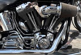 how long does a motorcycle engine last