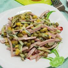 Салат с колбасой, огурцами, кукурузой и горошком - рецепт автора Светлана  Лыжина  Амбассадор