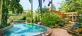 10 Best Plants For Pool Landscaping In