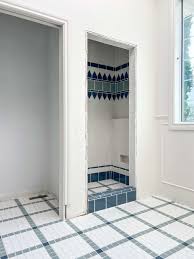historic bathroom tile designs using