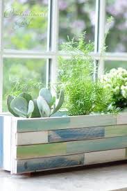 This is a pretty straightforward diy project, great for beginner or advanced builders. 20 Best Diy Window Box Ideas How To Make A Window Box