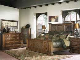 The high traditional design of old world is inspired primarily by classic european styles of antiquity. Gladstone Old World King Mansion Bedroom Set Furniture Id 3166736 Buy Bedroom Sets Ec21