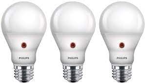 the 8 best outdoor light bulbs of 2021