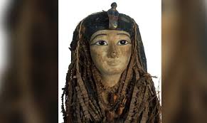 the 3 500 year old mummy of an egyptian