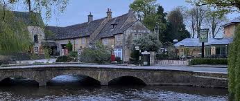 a day in bourton on the water in the