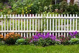 15 Garden Fence Ideas To Protect Your