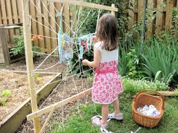 how to set up a kid friendly backyard