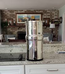 using countertop water filtration in