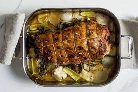 https://cooking.nytimes.com/recipes/1014618-grilled-leg-of-lamb-sams-way gambar png