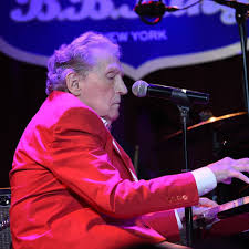 did jerry lee lewis set his pianos on