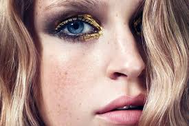 gold makeup ideas for the holidays