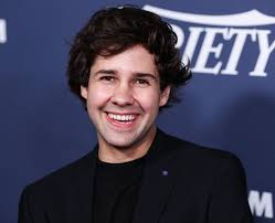 After the platform shut down, david made a seamless transition into youtube. David Dobrik 16 Facts About The Youtuber You Need To Know Popbuzz