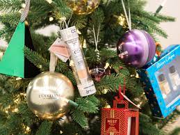 13 beauty filled ornaments for your