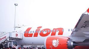 Pt lion mentari airlines beroperasi sebagai lion air, merupakan sebuah masakapai yang mengenakan tarif kelas rendah dengan berbagai rute penerbangan yang telah disediakan oleh maskapai swasta ini. Cara Reschedule Tiket Pesawat Lion Air Via Traveloka Simak Ketentuannya Tribun Travel