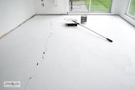 how to paint a concrete floor white