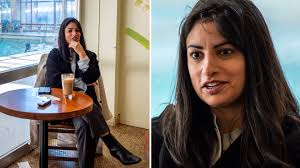År 2017 utsågs hon som första vänsterpartistiska riksdagsledamot till särskild . Ground News Nooshi Dadgostar On Taking Over V Bad Loser Great Interview