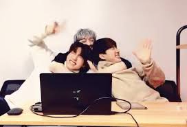 ❥ happy birthday bang chan + fanart | Stray Kids Amino