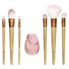 wrapped in glow kit limited edition 7 piece set ecotools
