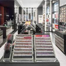 mac cosmetics opens 100th canadian