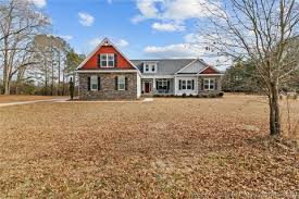 homes in fayetteville nc with
