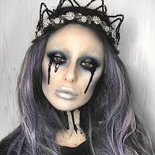 pretty witch halloween makeup idea