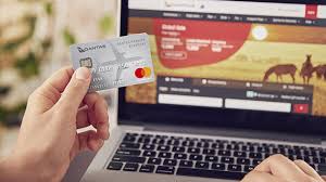 Every 10,000 points is worth 2,000 miles. Qantas Credit Cards Best Qantas Credit Cards To Earn Frequent Flyer Points For Flights 2021