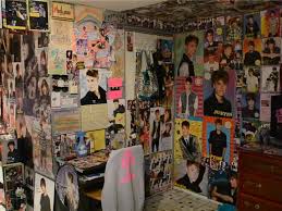 Most Wall Posters In A Bedroom World