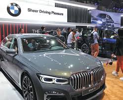 Bmw in your country learn more about bmw models, products and services changing lanes is the official podcast of bmw. Bmw Rolls Forward With China Strategy In 2020 Chinadaily Com Cn