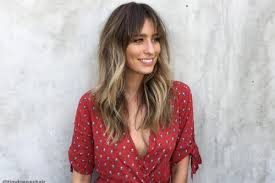 Discover trending short hairstyles for women over 40, 50, and 60 and for women with thick, thin and curly hair. 18 Greatest Long Hairstyles For Women With Long Hair In 2021