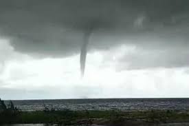 Adze, nipple, nipples, backsaw, tornado, hand saw, tenon puting beliung. Tornado Hits 2 Villages At The Foot Of Mount Semeru Sci En Tempo Co Tempo Co