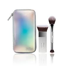 it cosmetics contour must haves brush