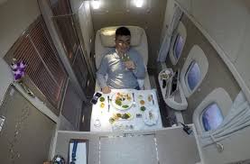 review emirates new first cl suite