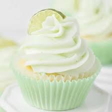 https://www.eatingonadime.com/delicious-key-lime-cupcakes/ gambar png