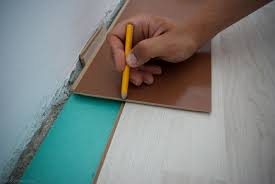 Cutting laminate flooring without a saw can help a lot against chipping the coating of the laminate surface. How To Cut Laminate Flooring Lengthwise Howtospecialist How To Build Step By Step Diy Plans