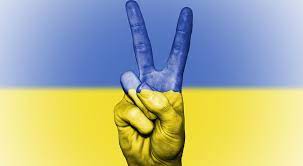 Україна є дїлена на 24 области і автономну републіку крым (предмет спора з россіёв), мимо того 2 міста мають шпеціалный статус — київ і севастополь. Chim Mozhe Pishatisya Ukrayina
