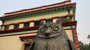 Owl Statues Stock Footage