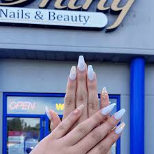 nail salons near stsville
